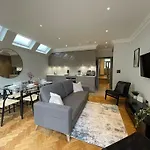 Margravine Gardens By Viridian Apartments