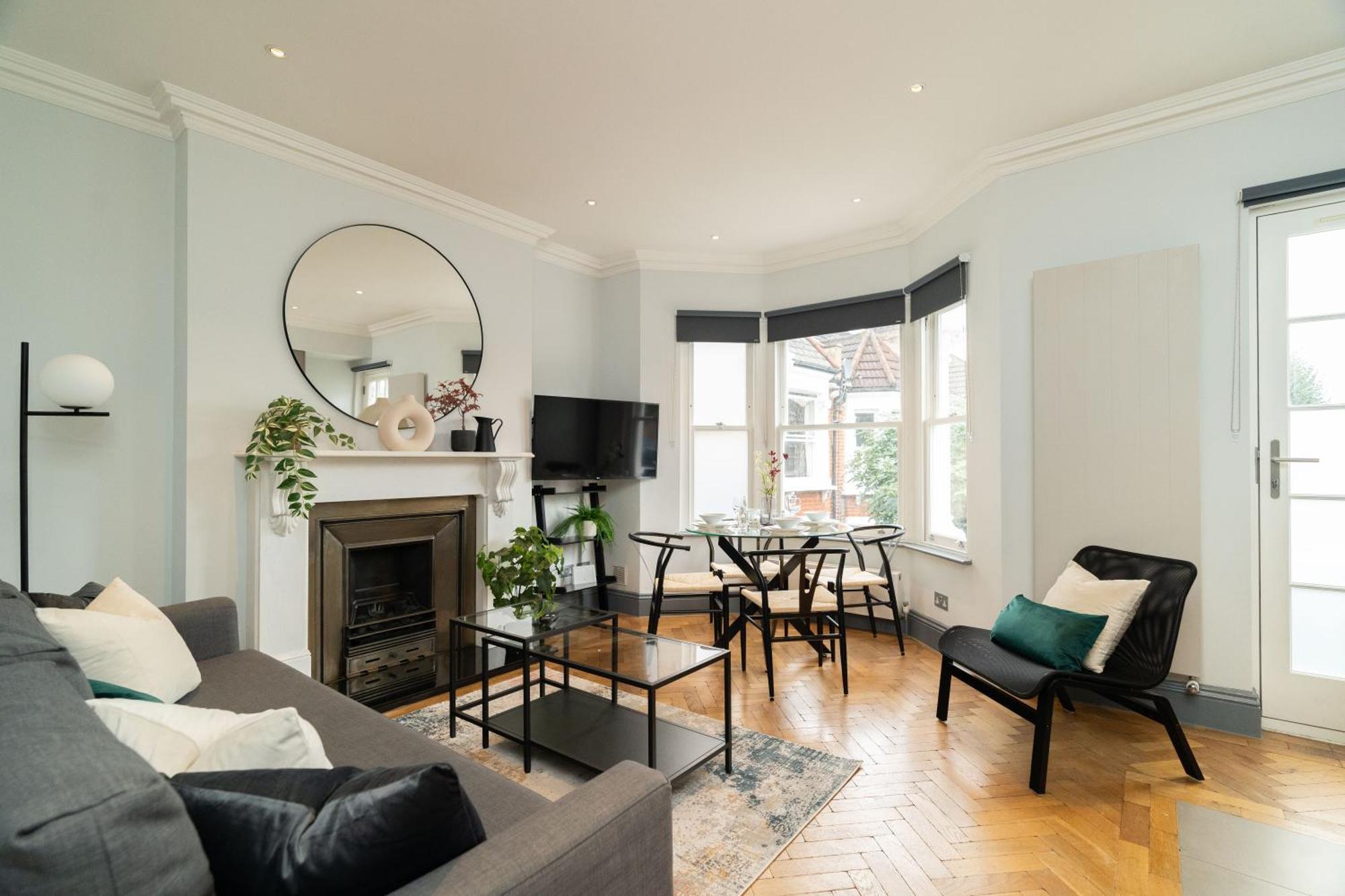 Margravine Gardens By Viridian Apartment *